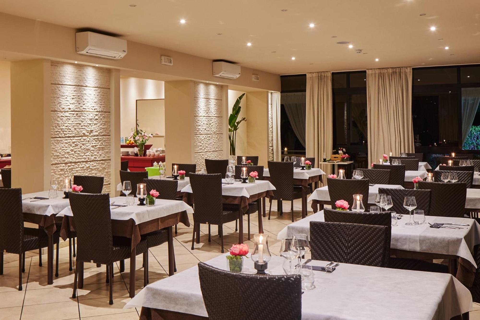 Hotel Crystal Marina di Pietrasanta Eksteriør bilde