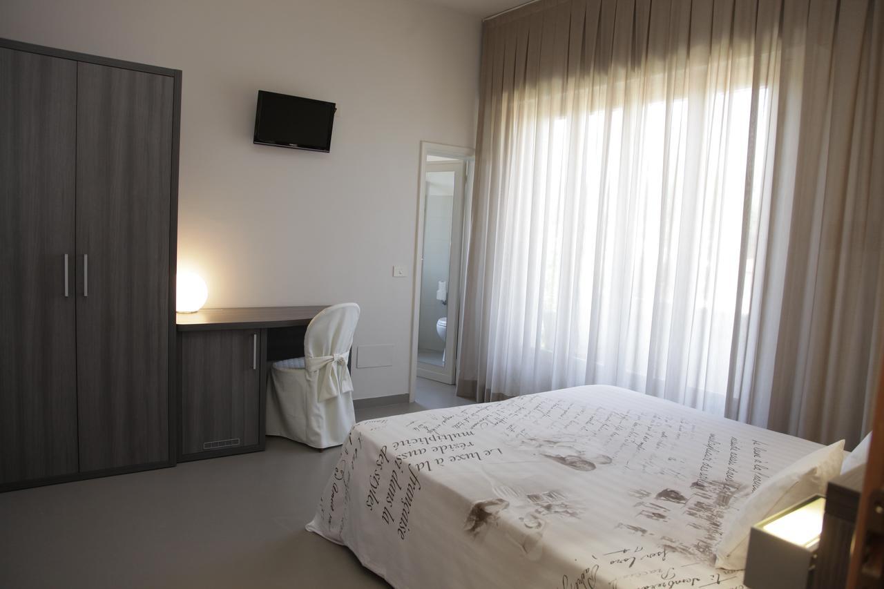 Hotel Crystal Marina di Pietrasanta Eksteriør bilde