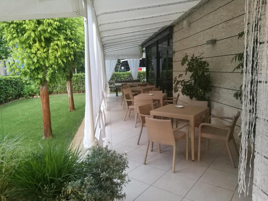 Hotel Crystal Marina di Pietrasanta Eksteriør bilde